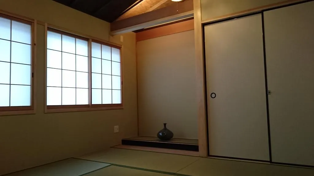 Kyoto Nijojo Shinnsenen No Yado 0*,