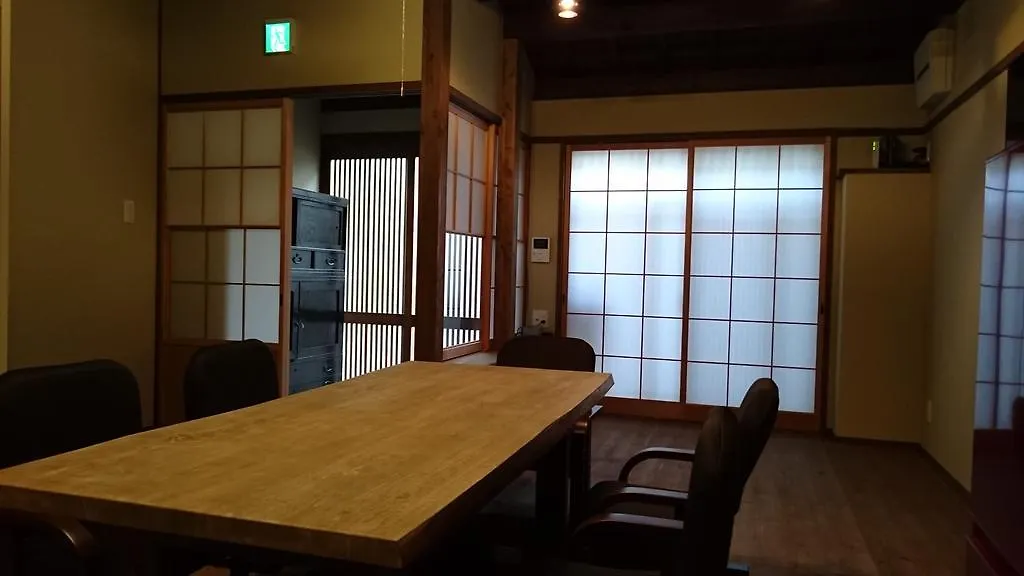 Kyoto Nijojo Shinnsenen No Yado Japan